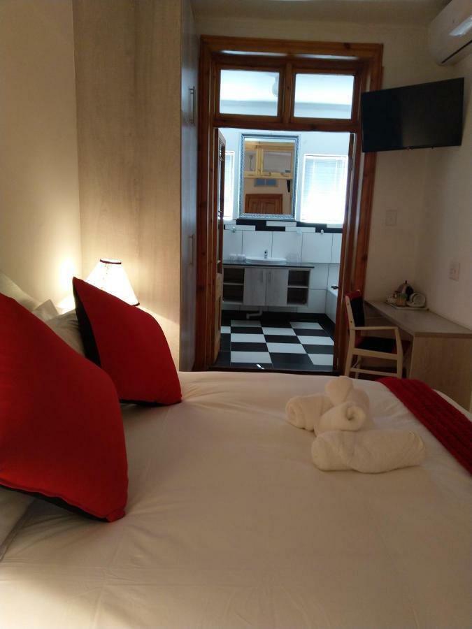 ซษวอย โฮเต็ล บิวฟอร์ต-เวสต์ Hotel โบฟอร์ตเวสต์ ภายนอก รูปภาพ